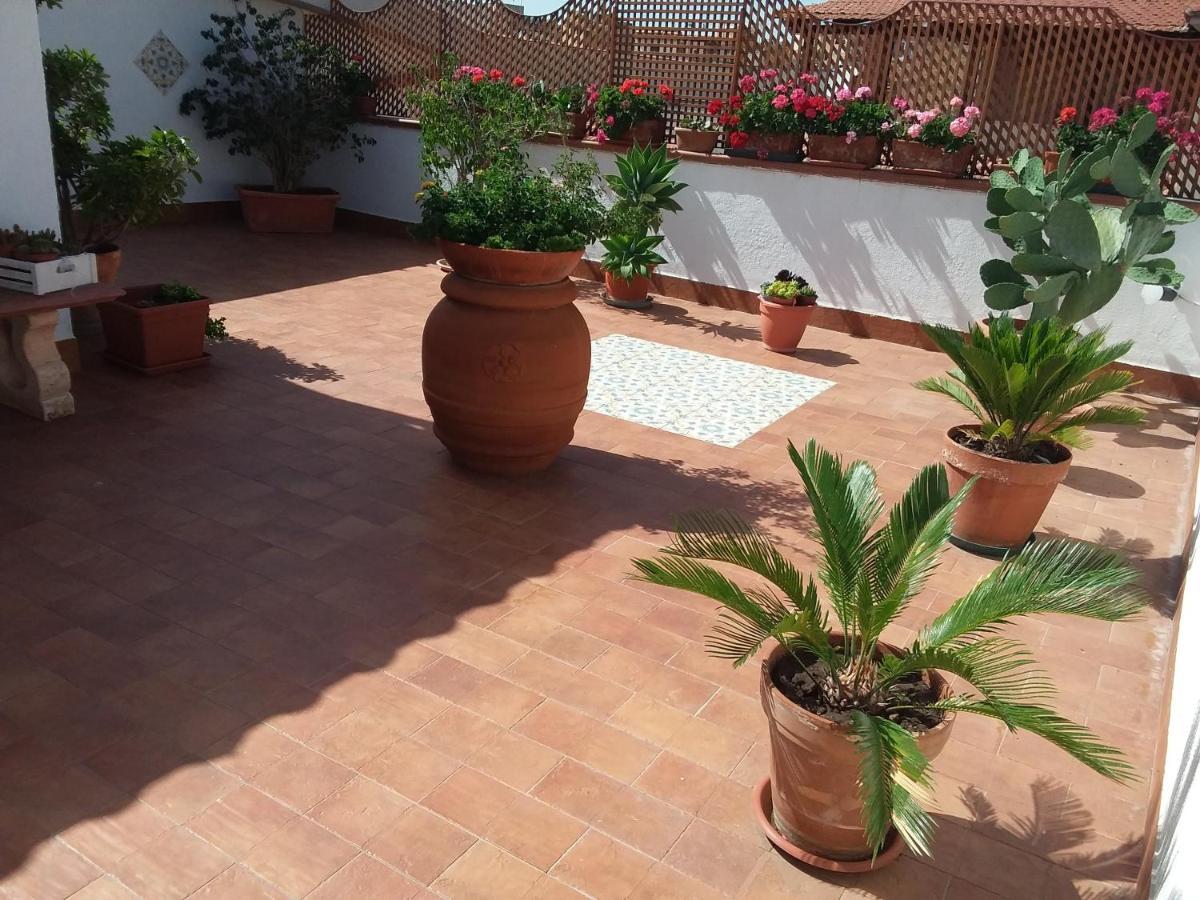 Dolce Far Niente Villa Noto Bagian luar foto